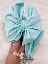Load image into Gallery viewer, Plushy velvet solids wraps