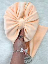 Load image into Gallery viewer, Plushy velvet solids wraps